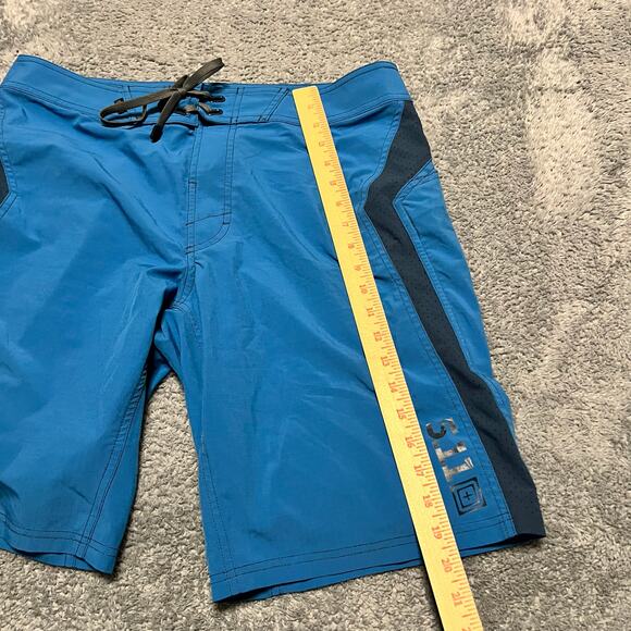 5.11 Tactical Shorts Mens 34 Board Shorts Beach Swim Trunks Unlined Stretch Blue - Picture 6 of 10